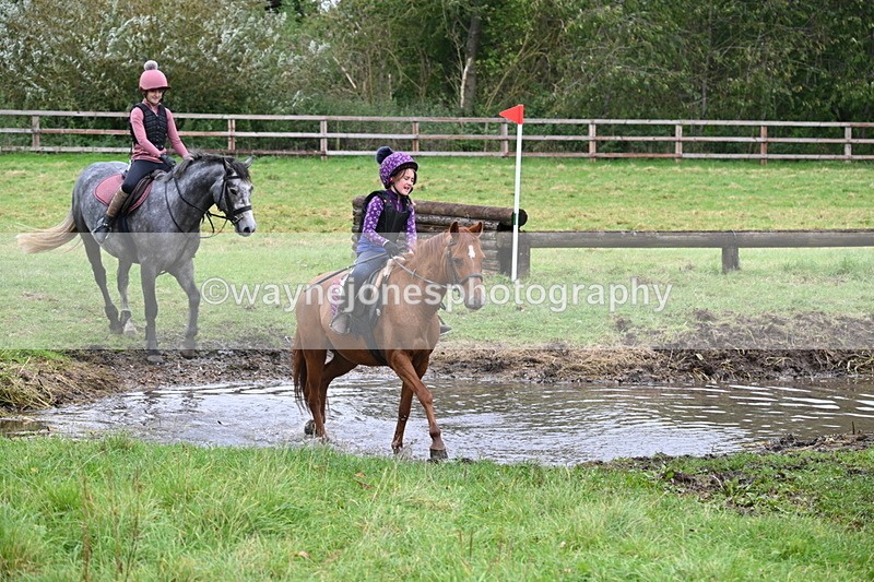 WJ6_6928 - Time at Photographer 13:06 to 13:23