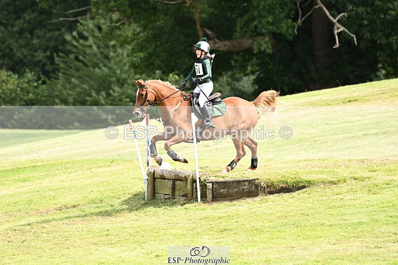 240825X-135226-34563 - 80cm XC 13.30 to 14.30