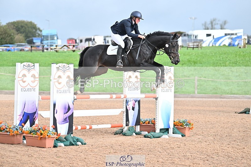 231013A-104518-01296 - Cls 7 Discovery & 1m Open