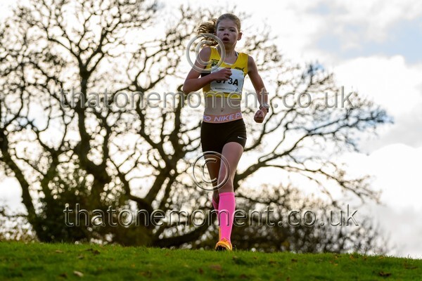 NatRel25-924871 - Young Female Set One