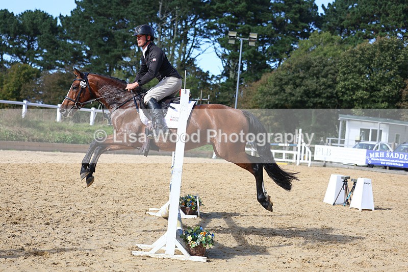 3E7A5189 - Class 9: 80cm Senior