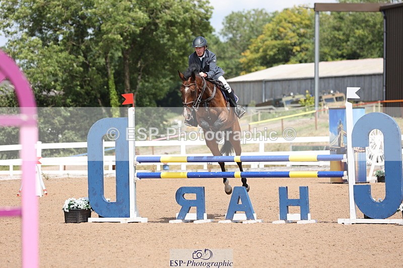 240718A-131141-05450 - Cls 9, 1 Star Bronze Tour 1.10m