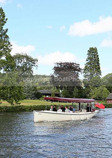 120701 EVIE WT7A4537 - HENLEY ROYAL REGATTA - Sunday 1st July 2012