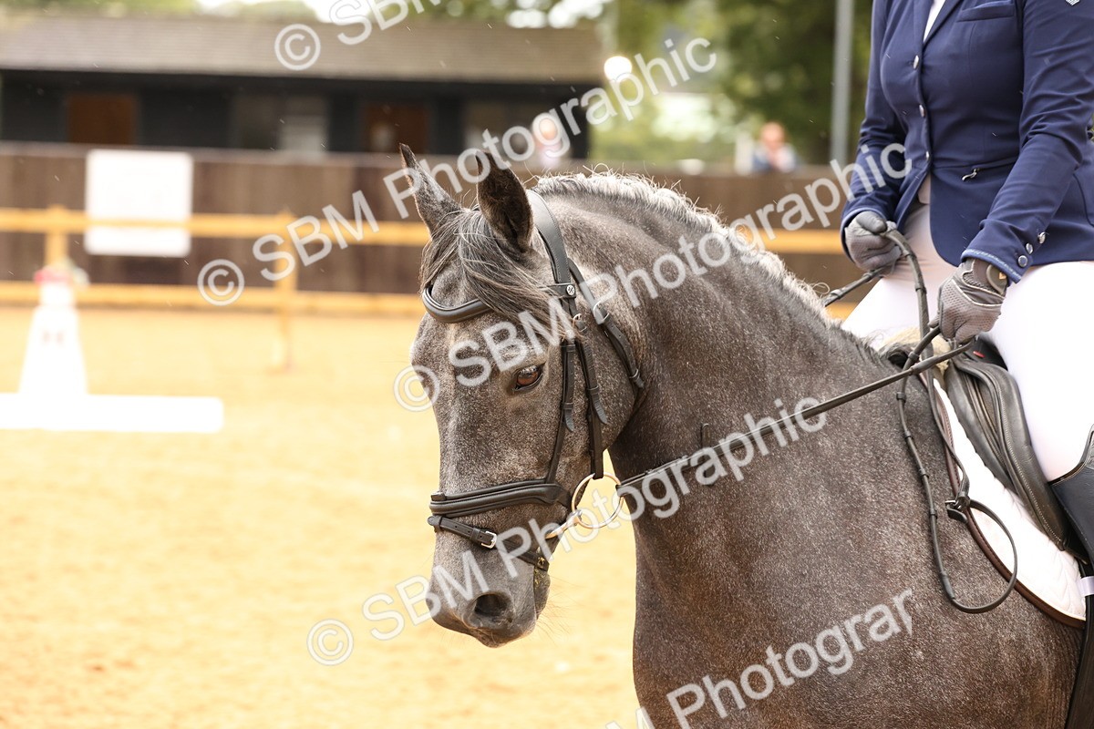 SBM_00600 - D1 - Small Tour Championship Intro 1
