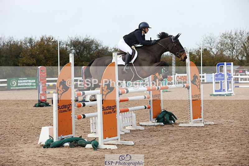 231112A-123419-04064 - Cls 19 Snr 1.05m Open