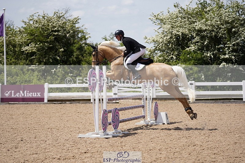 230528A-130354-07226 - Cls 33 95cm Amateur Quali