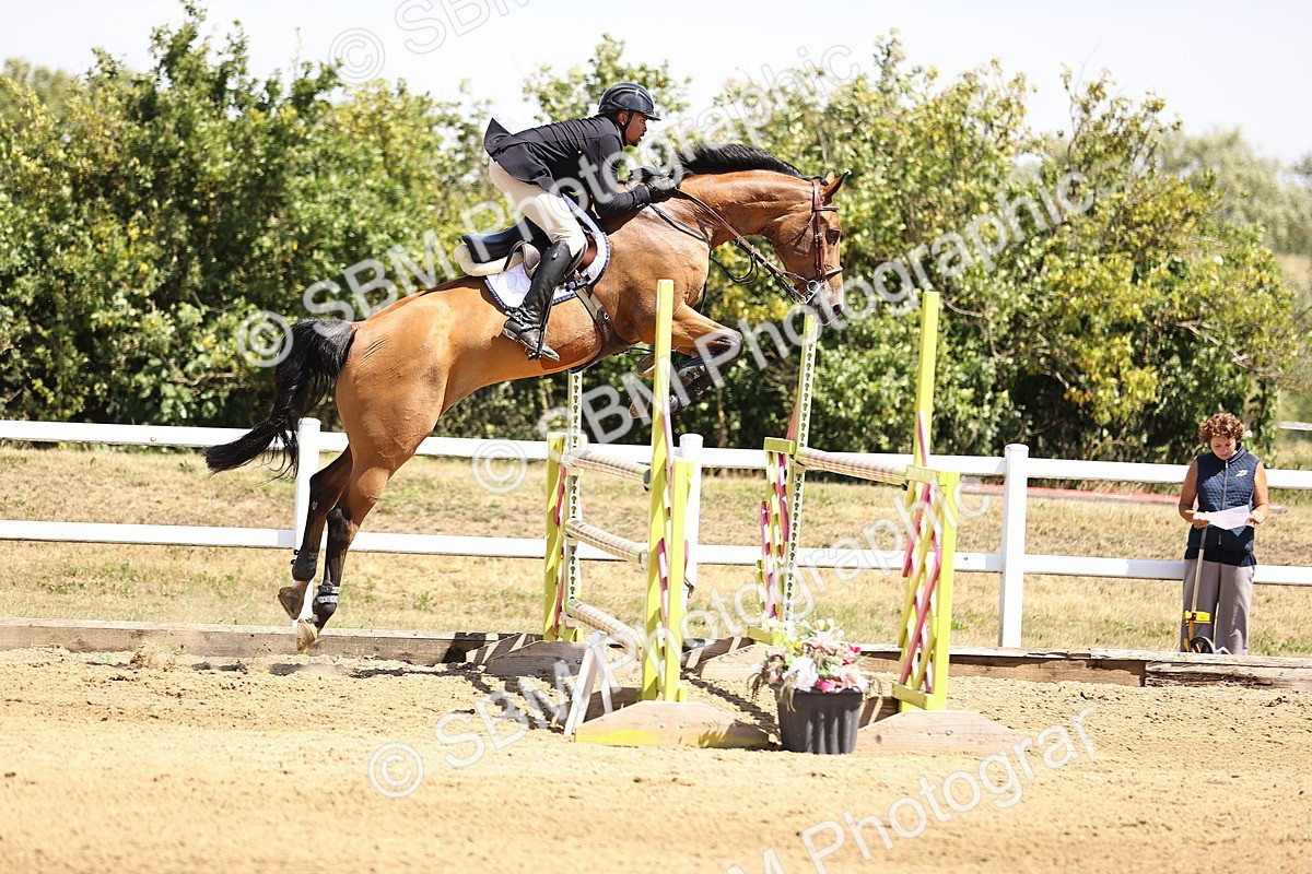 SBM_010079 - Class 9 - Senior Foxhunter - 1.20m Open