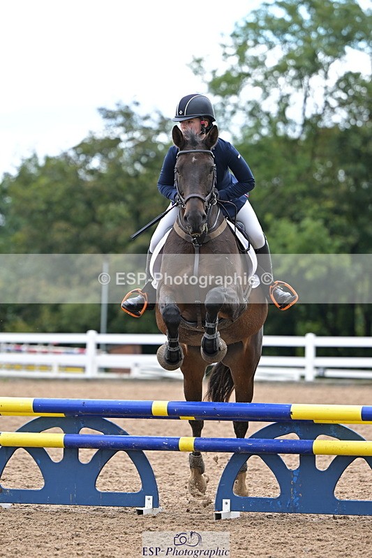 240925A-104000-00087 - Cls 1 British Novice and 90cm Open