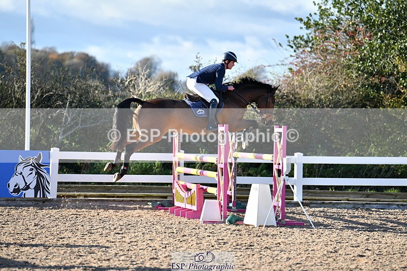 231110A-151734-00992 - Cls 6 Foxhunter & 1.20m Open