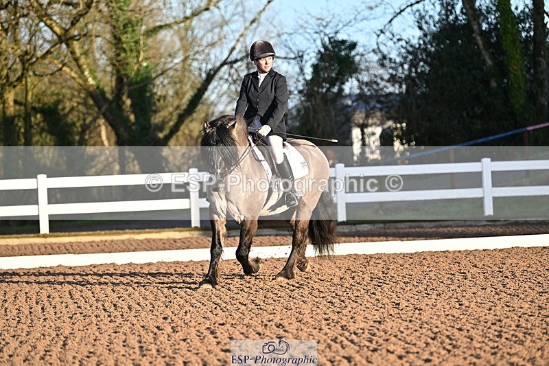 241214-093508-00971 - 117-Janine.Paterson-Pottertonpark.Mulreesh