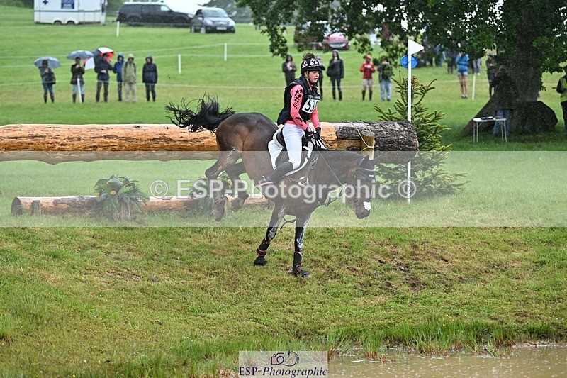 240526-134117-23007 - 539-PURE_TRENDSETTER-Ellie_Fredericks