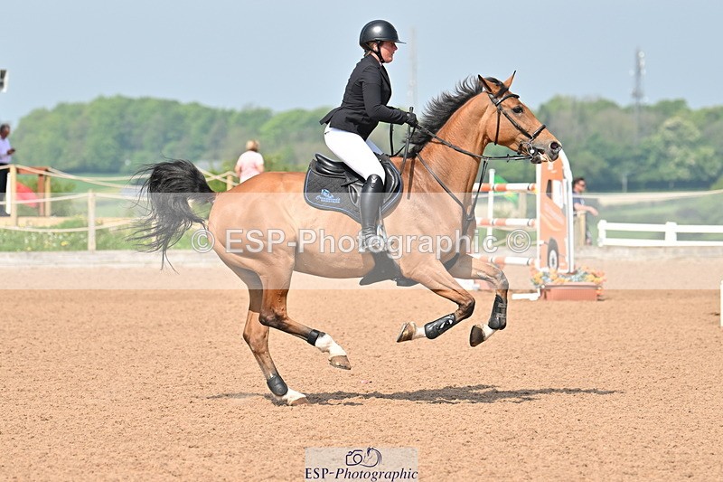 240512A-103347-17300 - Cls 48 National 1.30m Open