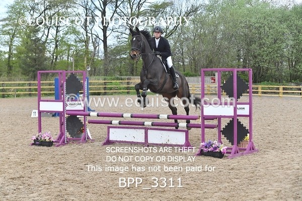 BPP_3311 - CLASS 14 SUN Senior BritiNovice/ 90cm Open