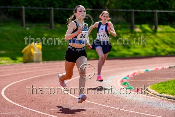 East25Sun-929355 - Track Female