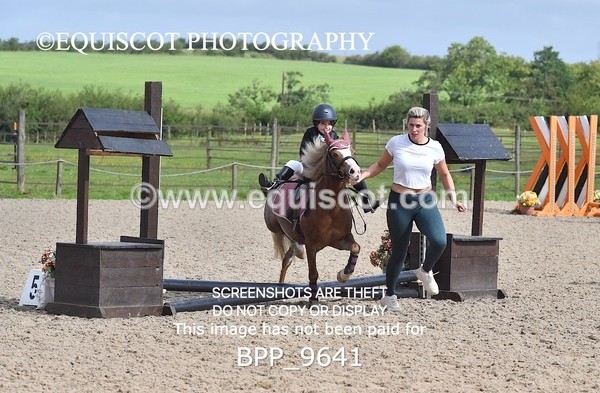BPP_9641 - CLASS 1 SAT Derby Show Jumping 20CM,