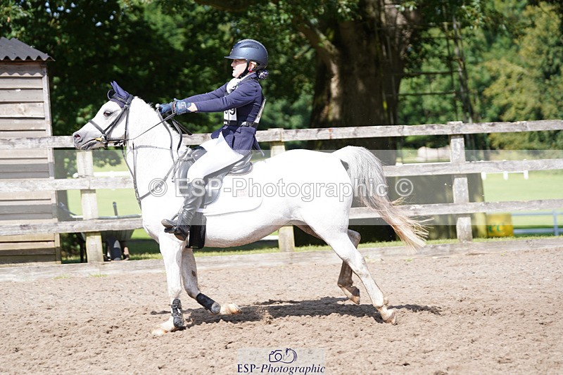 240824X-145832-28611 - 80cm Round 1 14.00 to 15.30