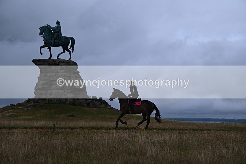 DSC_3920 - Time at Statue 14:56 to 15:05