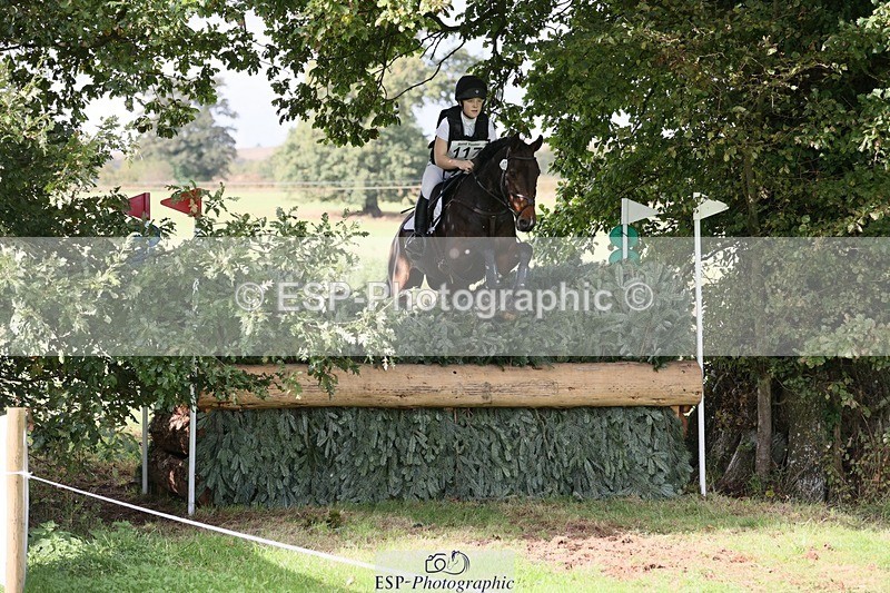 231020-140520-09264 - 117-DERG.FASCINATION-Frederica.Finch-XC