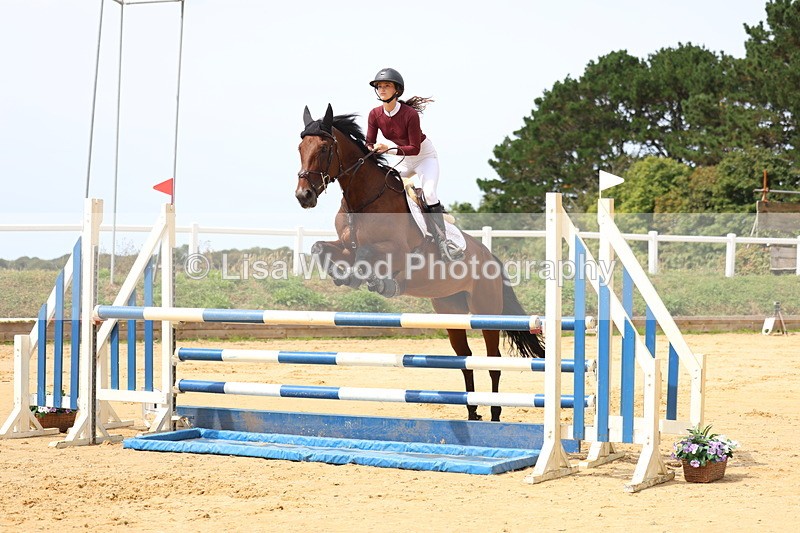 3E7A4213 - Class 7: Senior Newcomers/1.10m open