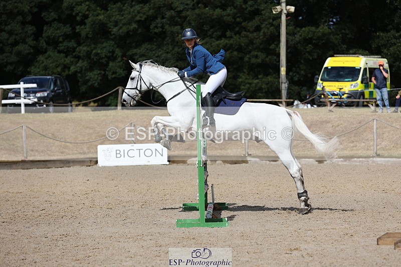 250829A-121621-01602 - Cls 7 British Novice and 90cm