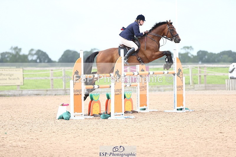 230812A-121157-08737 - Cls 32 Foxhunter