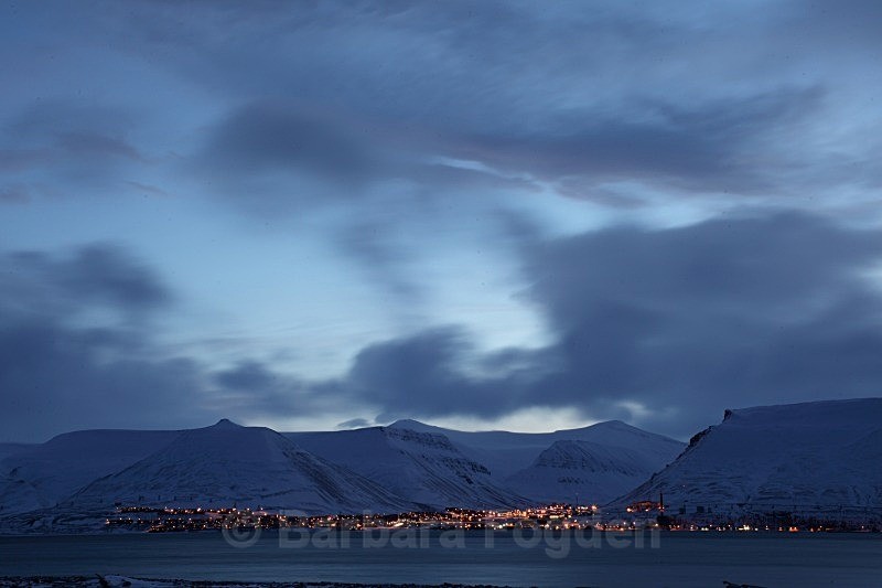 Longyearbyen 3094 - Colours of Svalbard
