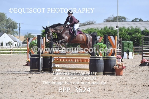 BPP_3624 - CLASS 4 Senior BritiNovice/ 90cm Open