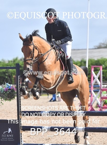 BPP_3644 - CLASS 4 Senior BritiNovice/ 90cm Open