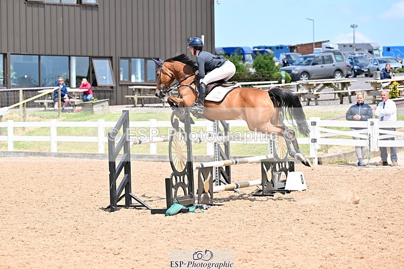 240605A-140851-00666 - Cls 4 Newcomers and 1.10m Open