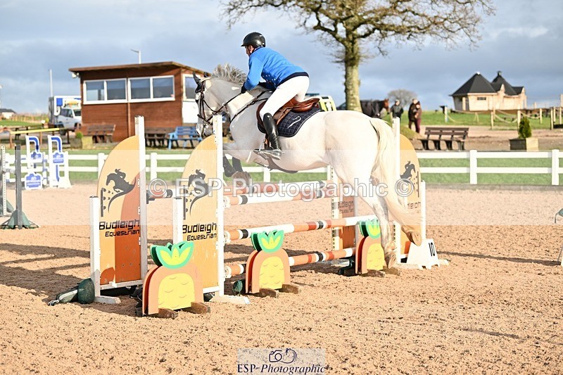 241208-133842-01824 - Cls 21 Newcomers and 1.10m Open