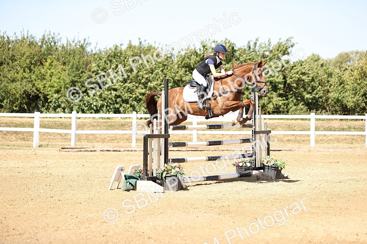 SBM_015247 - Class 16 - Senior foxhunter - 1.20m Open