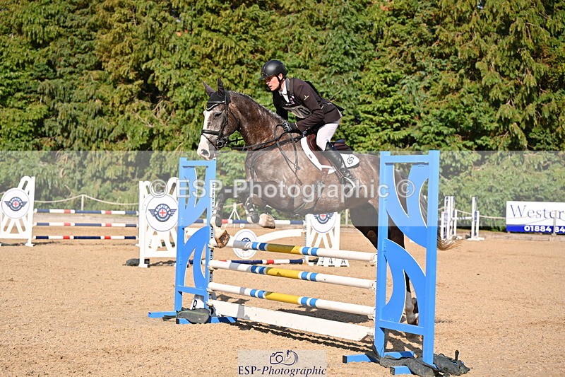 250802A-172035-08318 - H-370-Tom.Rowland-STRACOMER.CANDY.TOWN