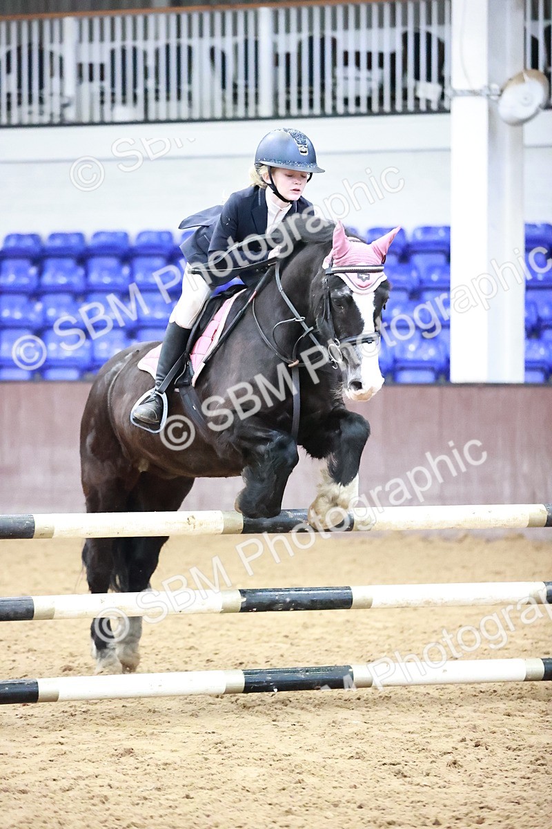 SBM_000611 - Class 2 - Pony Winter Champs 80cm