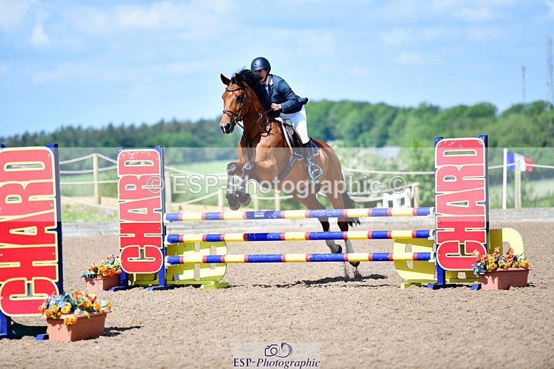 240525A-110239-05384 - Cls 23 Discovery and 1m Open