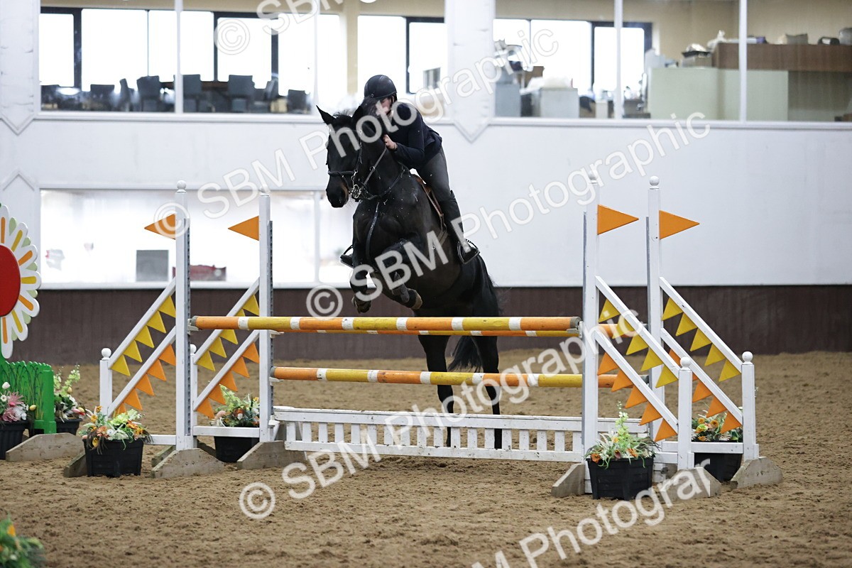 SBM_001338 - Class 4 - Senior Newcomers/ 1.10m Open