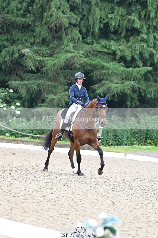 260528A-111552-03585 - G-710-Alexandra.Knowles