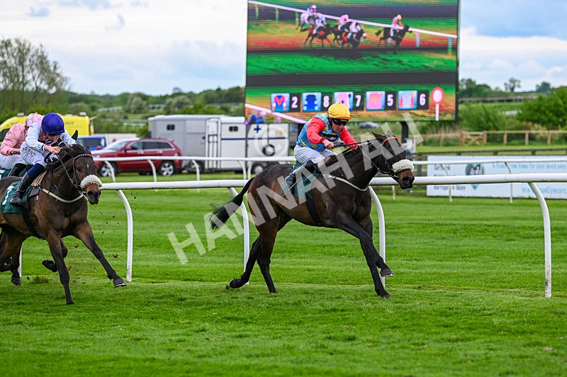 210526-Race 6-Filey Beach-4868 - Race 6 16.50pm Bet At racingtv.com Handicap