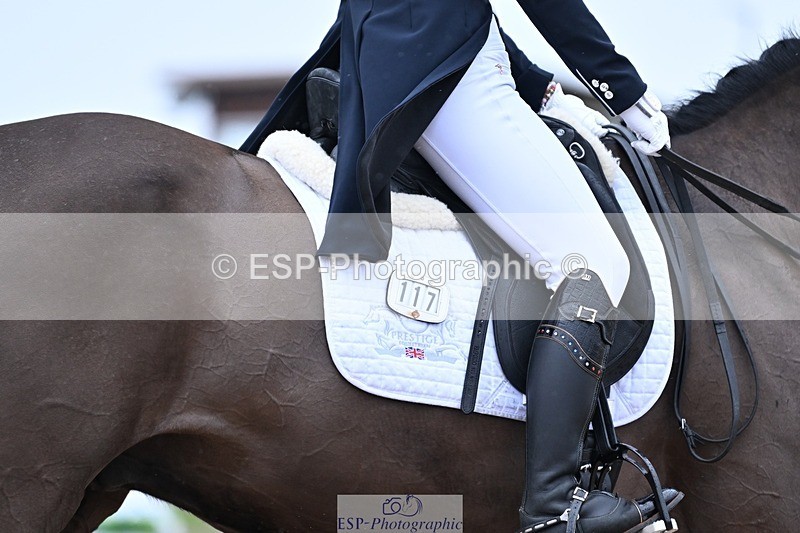 250214-124136-01599 - 177-Nynn.Puttisombat-Ivaro.I