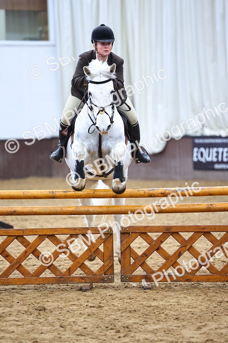 SBM_006636 - Class 43 - RIHS Qualifier Exceeding 43cms