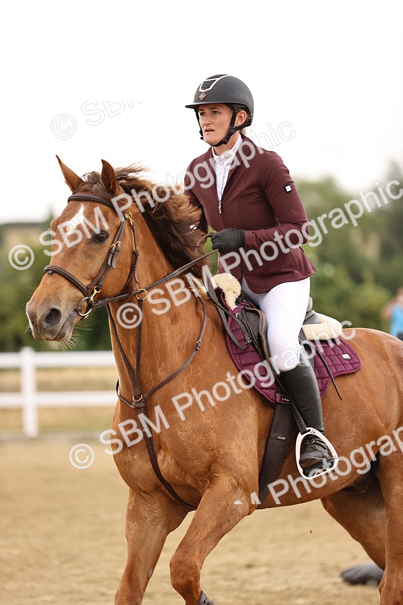 SBM_026450 - Class 12 - Amateur Championship Qualifier 1.05m