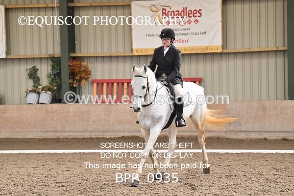 BPP_0935 - 18 / 19 - M BAKER