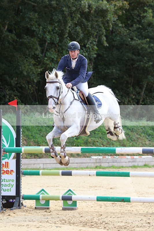 3E7A1824 - Class 9: Senior Foxhunter/1.20 open