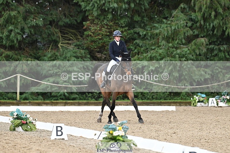 251023A-115604-02112 - B-140-Charlotte.Ward