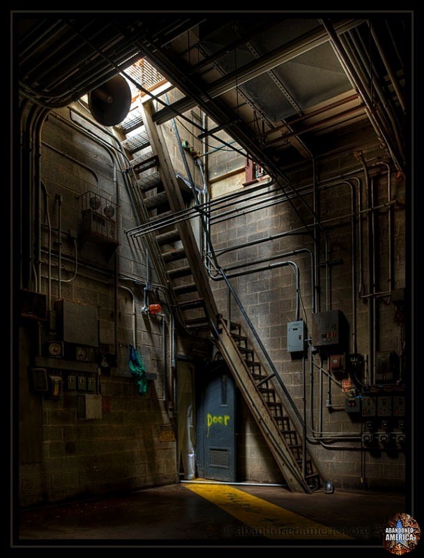 Abandoned Kemp's Ice Cream Plant - Matthew Christopher's Abandoned America