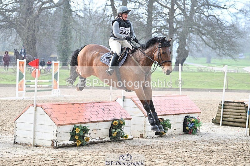 240302-145526-01653 - Cls 3 90-95cm