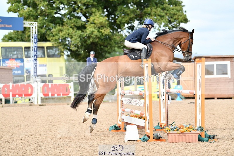 240915A-120800-09838 - Cls 27 Snr 1.05m & 1.10m GP