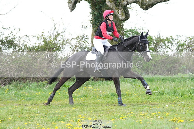 250419-162209-13089 - 673-Sarah.Whitehead-SHAKE.HIM.UP