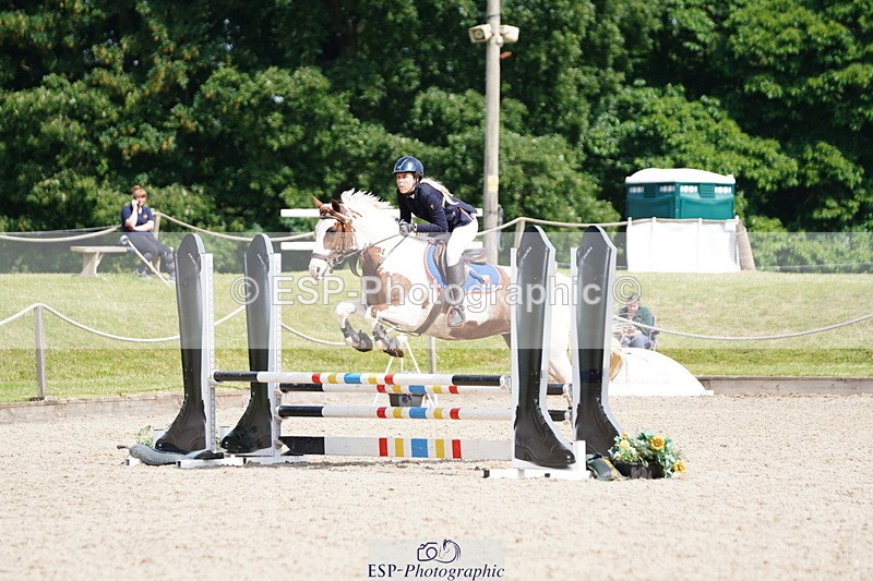 250613A-102140-01250 - Cls 9 85cm Amateur Quali