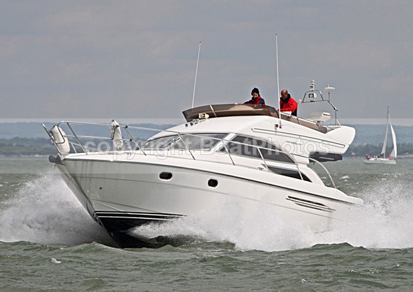 100530 PRINCESS 40 IMG_7489 - Flybridge Cruisers