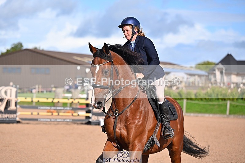 250912-101401-03867 - Cls 15 Snr Foxhunter